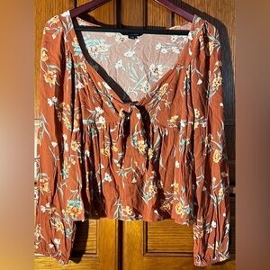 NWOT American Eagle peekaboo keyhole Babydoll top Boho Peasant Cottagecore